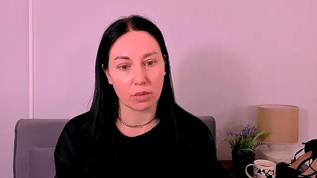 MiaFair online show from 23, 4, 2026