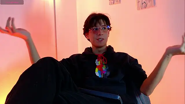 lui x dust online show from 13, 3, 2026