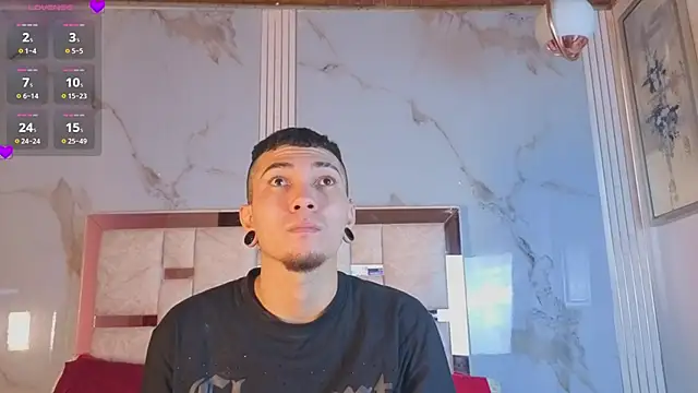 Logan and Reachel online show from 18, 3, 2026