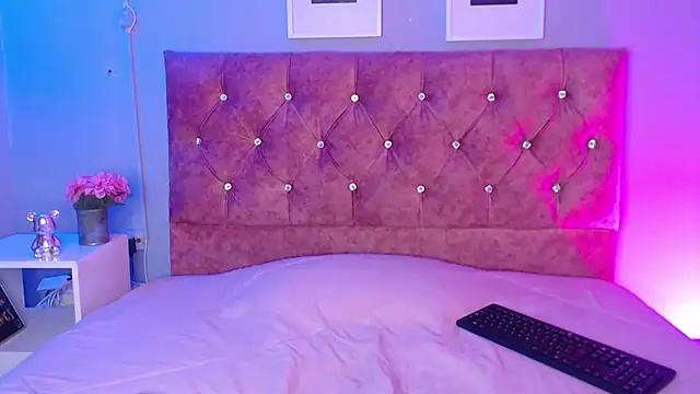 lilirousee online show from 16, 5, 2026