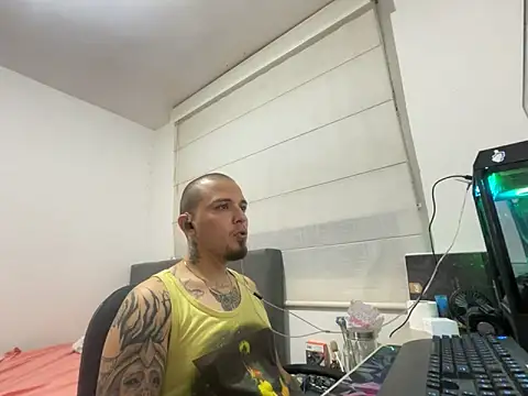 Maximo Garcia17 online show from 14, 3, 2026