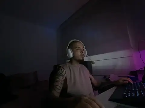 Maximo Garcia17 online show from 19, 2, 2026