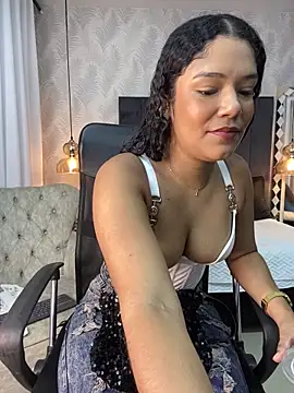 Miaafoxx   online show from 26, 3, 2026