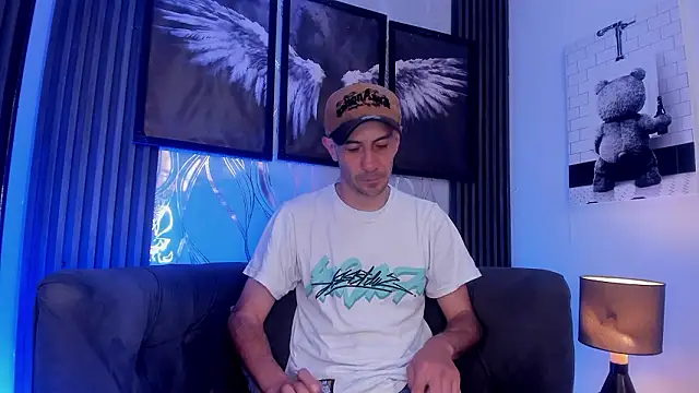 Milanwhite  online show from 23, 2, 2026