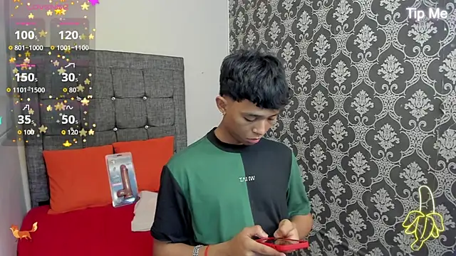Little Twink19x online show from 17, 6, 2026