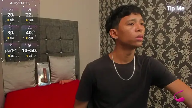 Little Twink19x online show from 15, 5, 2026