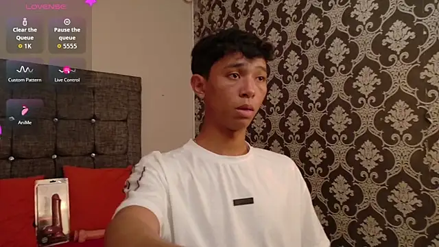 Little Twink19x online show from 23, 5, 2026