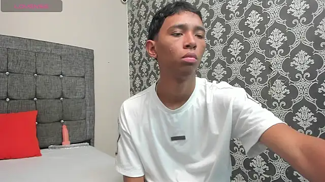 Little Twink19x online show from 13, 3, 2026