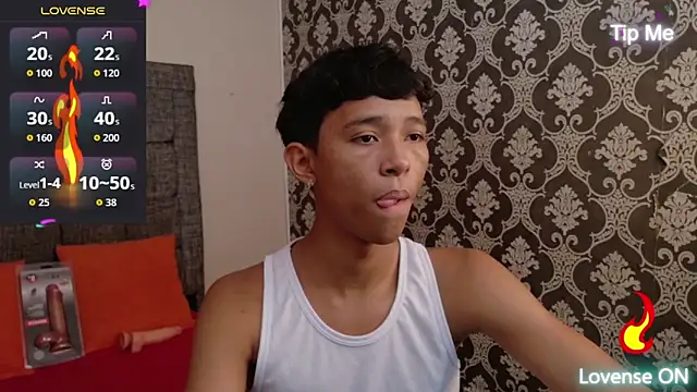 Little Twink19x online show from 25, 5, 2026