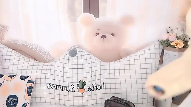 Snapshot of Luckmia333 chatting on 26, 2, 2026 Luckmia333 online show from 26, 2, 2026