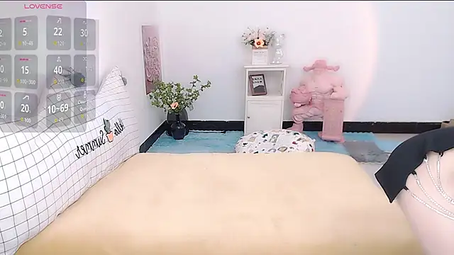 Snapshot of Luckmia333 chatting on 29, 3, 2026 Luckmia333 online show from 29, 3, 2026