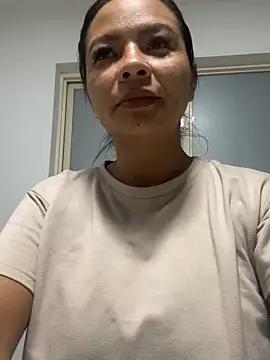 Snapshot of lucianatitsbig chatting on 25, 2, 2026 lucianatitsbig online show from 25, 2, 2026