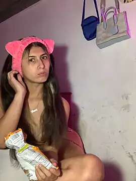 Snapshot of Candy_Lennon chatting on 23, 2, 2026 Candy Lennon online show from 23, 2, 2026