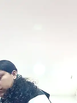 LunaDamasco online show from 18, 4, 2026