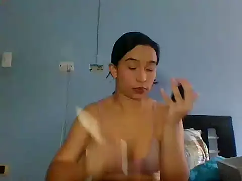 scarlettscottx  online show from 21, 4, 2026