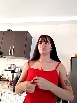 sara cute so online show from 4, 4, 2026