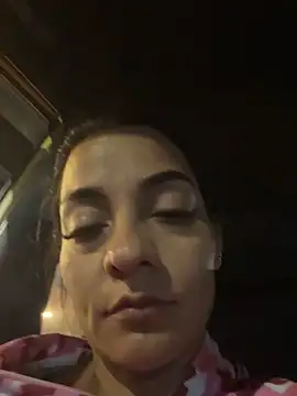 yesica2507 online show from 18, 3, 2026