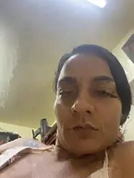 yesica2507 online show from 17, 3, 2026