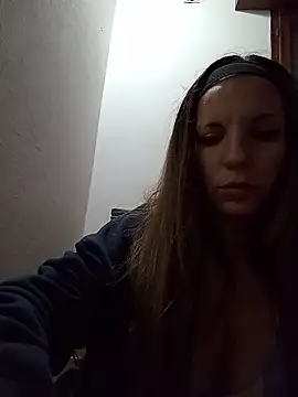 Snapshot of CamiliLuna chatting on 2, 7, 2026 CamiliLuna online show from 2, 7, 2026