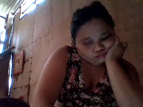 Snapshot of sweetlyn31 chatting on 23, 5, 2026 sweetlyn31 online show from 23, 5, 2026