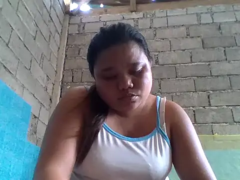 Snapshot of sweetlyn31 chatting on 19, 5, 2026 sweetlyn31 online show from 19, 5, 2026