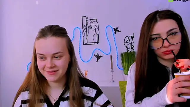 Snapshot of rachel__hot chatting on 1, 3, 2026 rachel hot online show from 1, 3, 2026