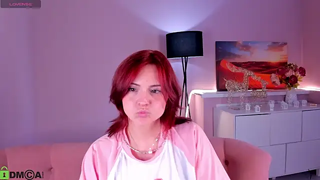 taticamomile online show from 5, 4, 2026