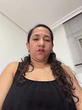 CrystalIvy online show from 5, 4, 2026