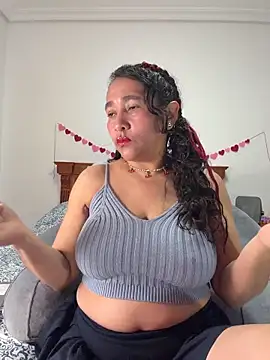 CrystalIvy online show from 3, 4, 2026