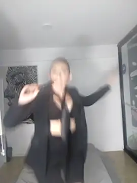 Snapshot of Mileepecas chatting on 21, 2, 2026 Mileepecas online show from 21, 2, 2026