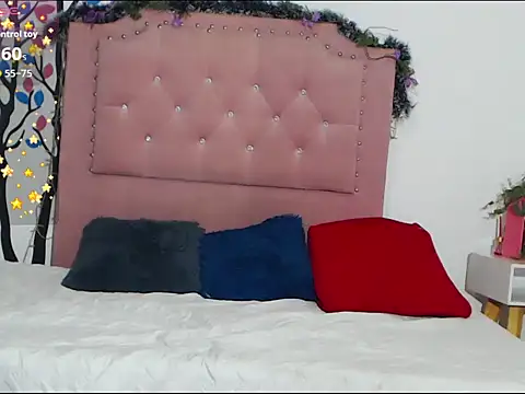 Snapshot of crissfer1 chatting on 24, 2, 2026 crissfer1 online show from 24, 2, 2026