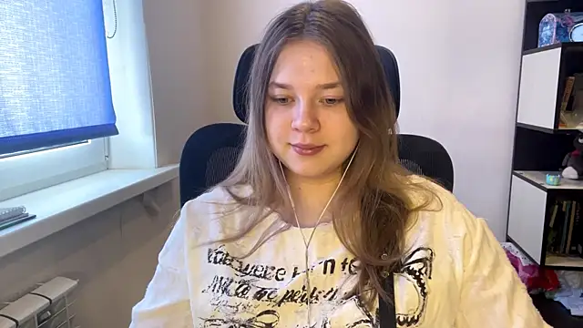 TomikoPfau online show from 23, 3, 2026