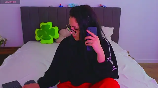 LauraDelightX online show from 11, 3, 2026