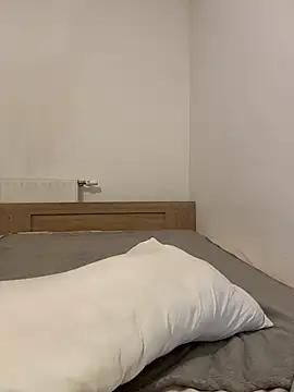  MillaCruz online show from 20, 3, 2026