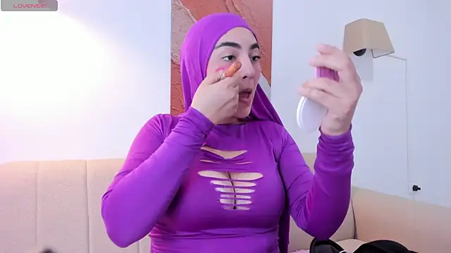Malika Noor online show from 17, 5, 2026