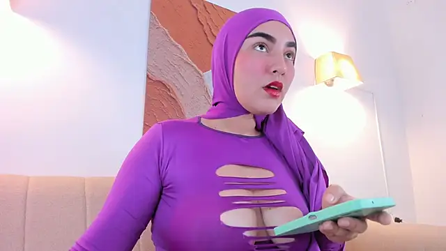 Malika Noor online show from 28, 4, 2026