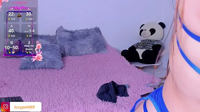 lucy blush online show from 24, 3, 2026