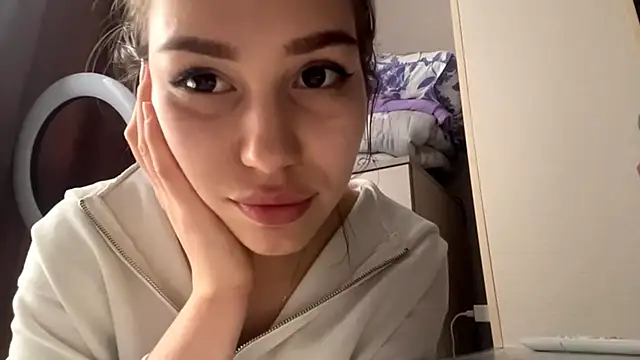 HypnoticEyeys online show from 25, 2, 2026