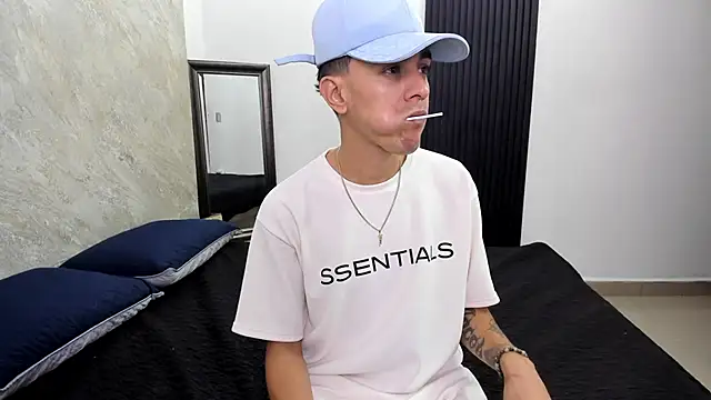 Snapshot of Mick-lollipop chatting on 24, 2, 2026 Mick-lollipop online show from 24, 2, 2026