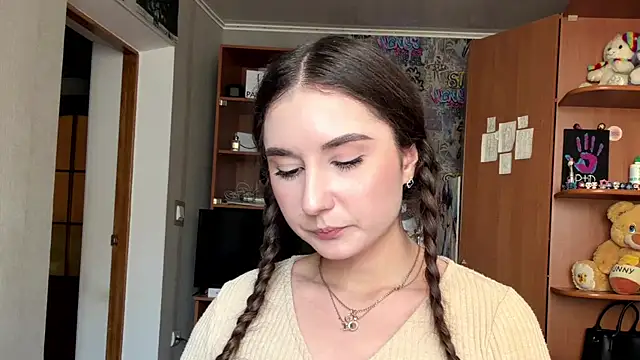 poly princess online show from 1, 4, 2026