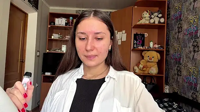 poly princess online show from 12, 4, 2026