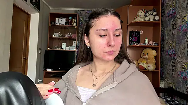 poly princess online show from 18, 4, 2026