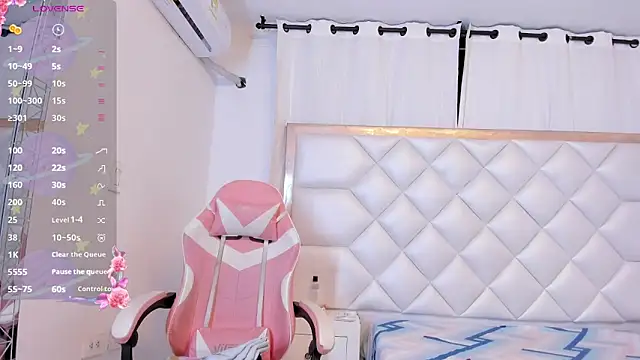 Snapshot of michelleblair1 chatting on 28, 2, 2026 michelleblair1 online show from 28, 2, 2026