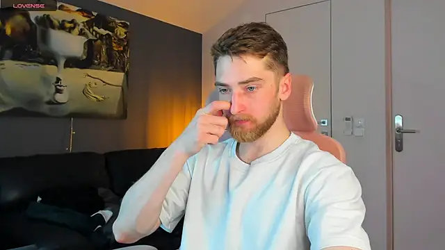 Dexter Raze online show from 12, 4, 2026