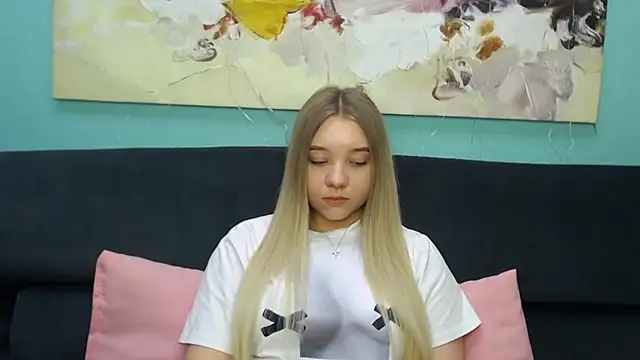 MilanaSiia online show from 7, 3, 2026