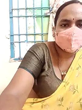 Snapshot of keerthy_telugu chatting on 28, 4, 2026 keerthy telugu online show from 28, 4, 2026