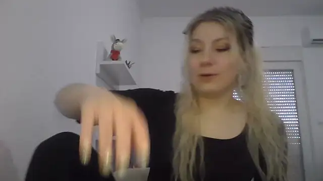 Foxy Bright online show from 29, 3, 2026