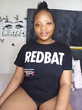 Snapshot of Divine_Beautyxx chatting on 2, 6, 2026 Divine Beautyxx online show from 2, 6, 2026