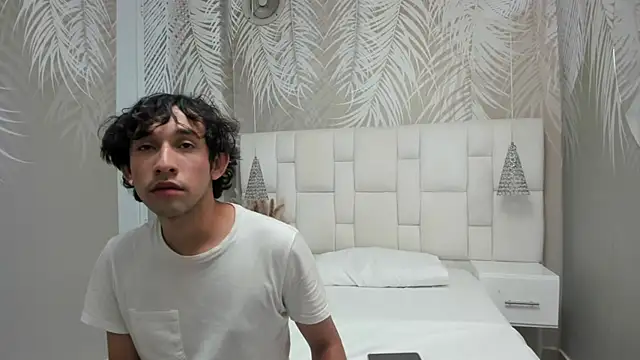 Snapshot of sammysexxx_ chatting on 1, 3, 2026 sammysexxx online show from 1, 3, 2026