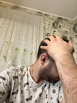 Snapshot of LaBuBupara chatting on 1, 3, 2026 LaBuBupara online show from 1, 3, 2026